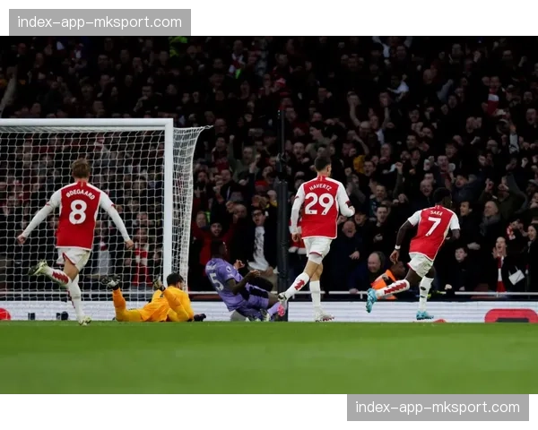 即时战报：阿森纳半场2-0领先阿斯顿维拉，萨卡、厄德高先后建功